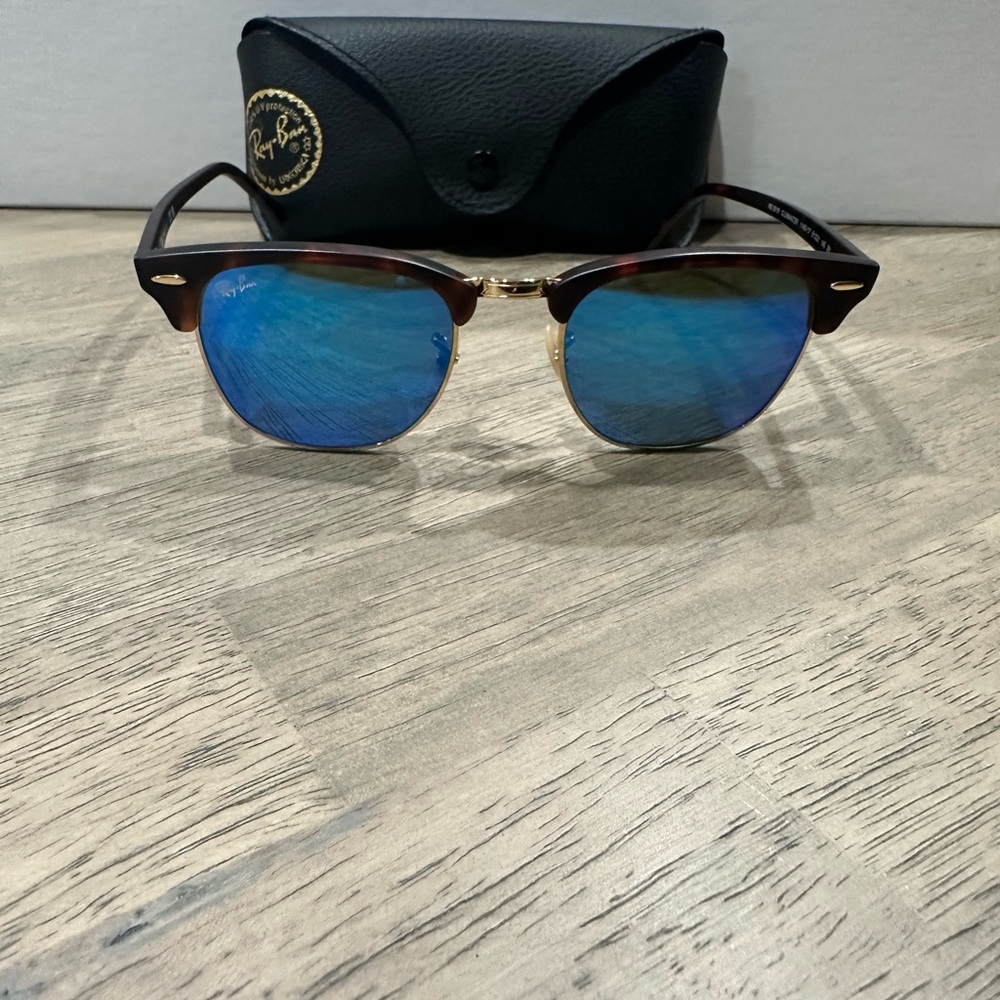 Ray-Ban Sunglasses with Blue Lenses
